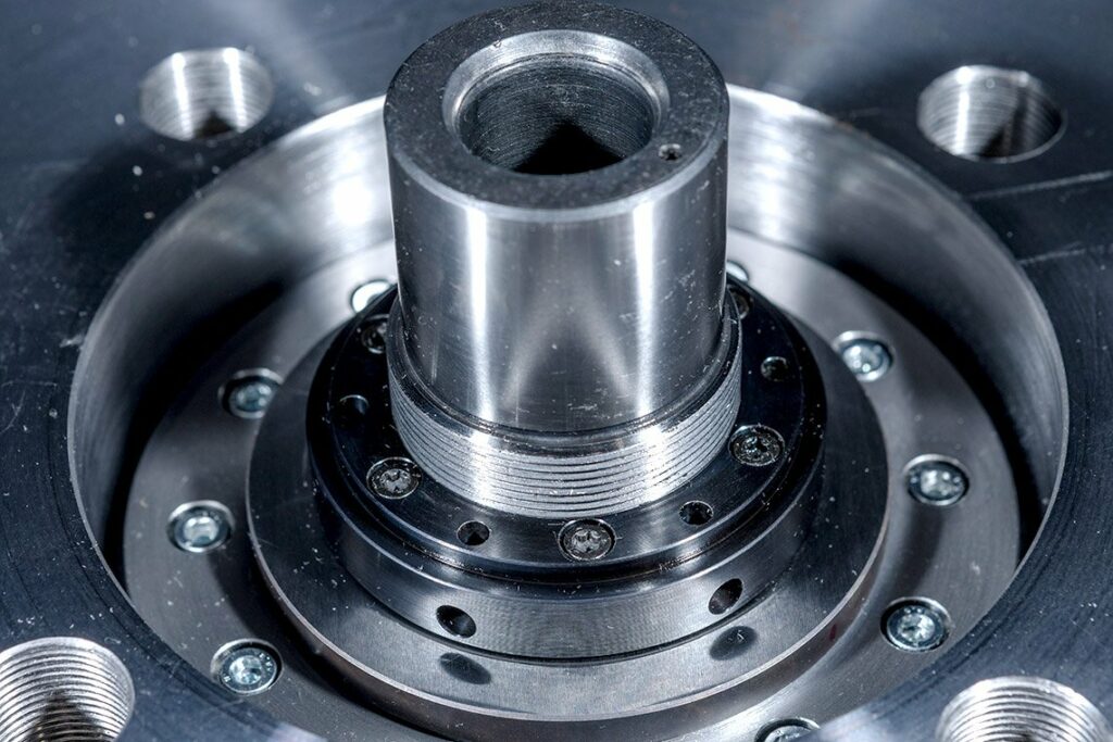 Detail photo of bearing position SL 20,000
